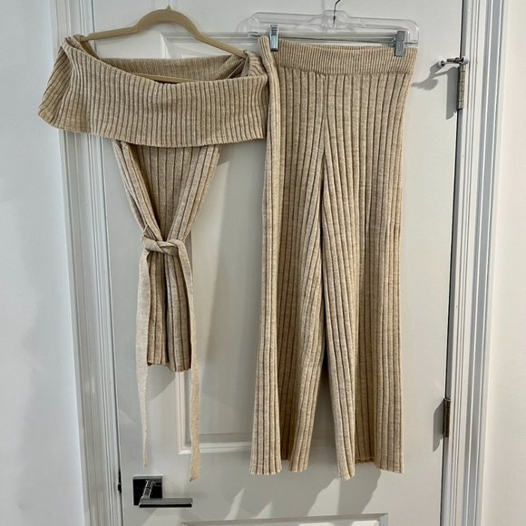 ASOS Two-Piece Knitted Culotes and Bardot Top Set - Picture 5 of 6